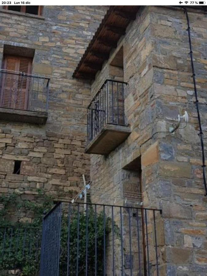 Vistas A La Montana En Un Pueblo Con Encanto. El Pueyo de Araguás Eksteriør billede